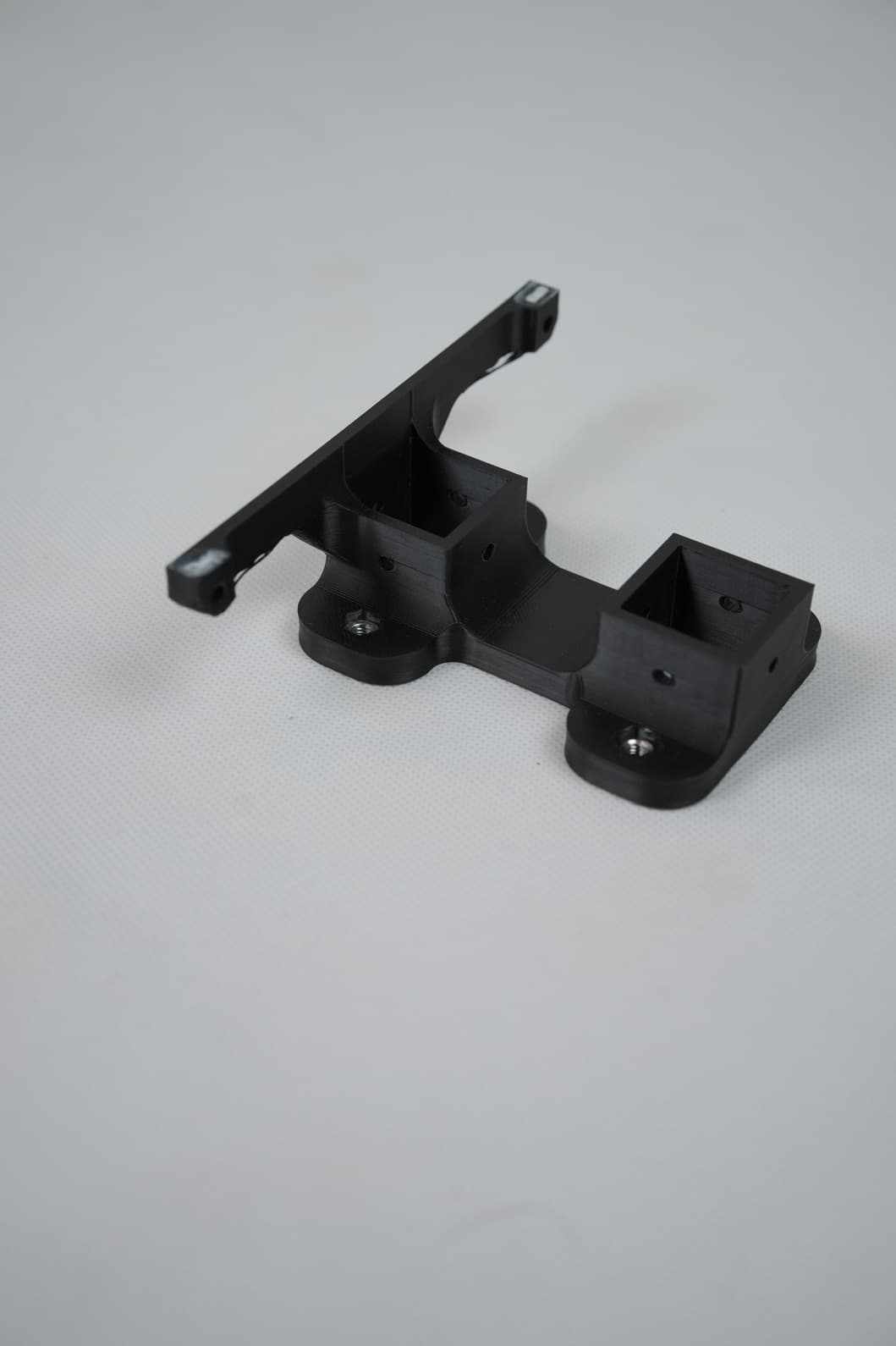 Image of Body Center Joint