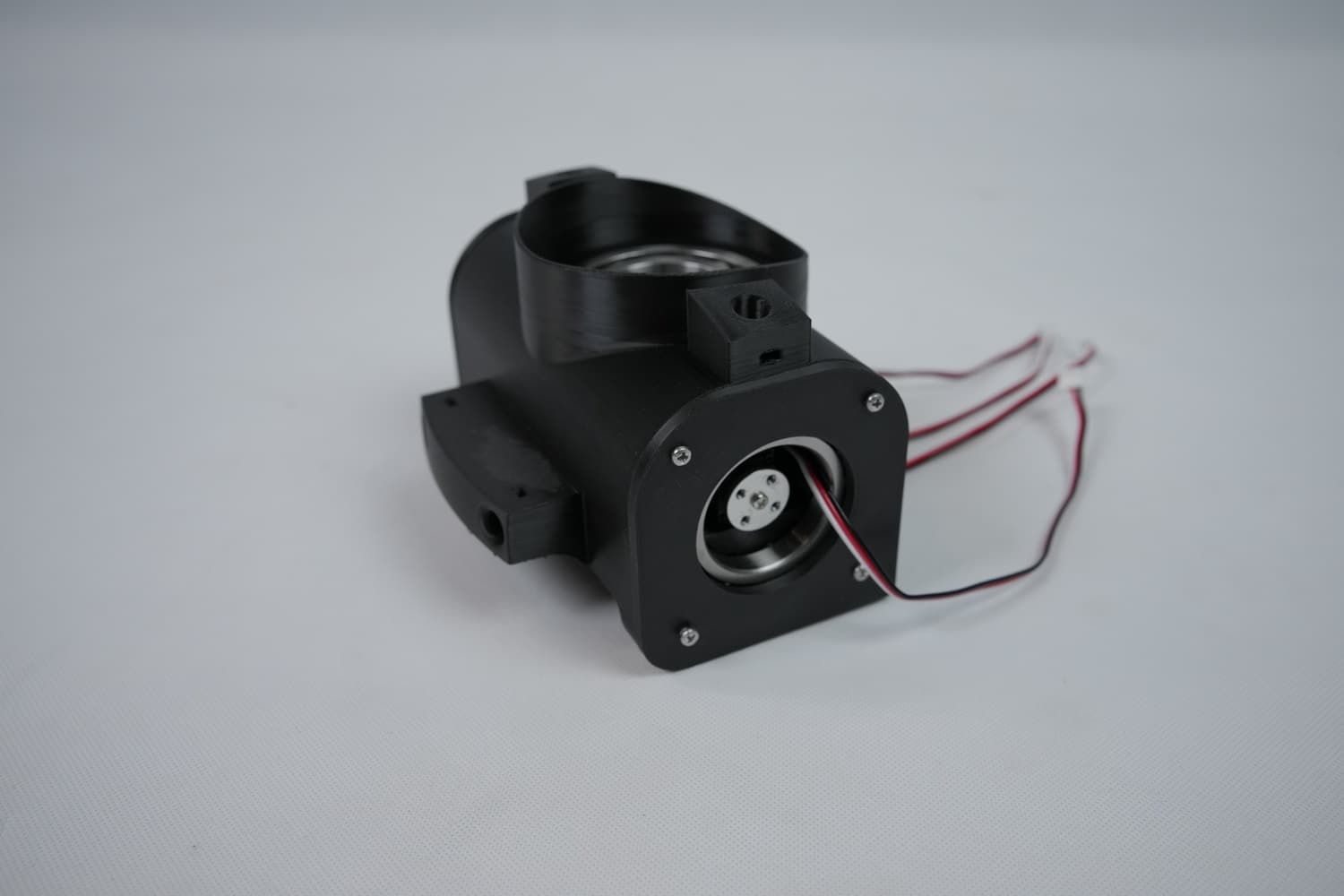 image of center joint right view