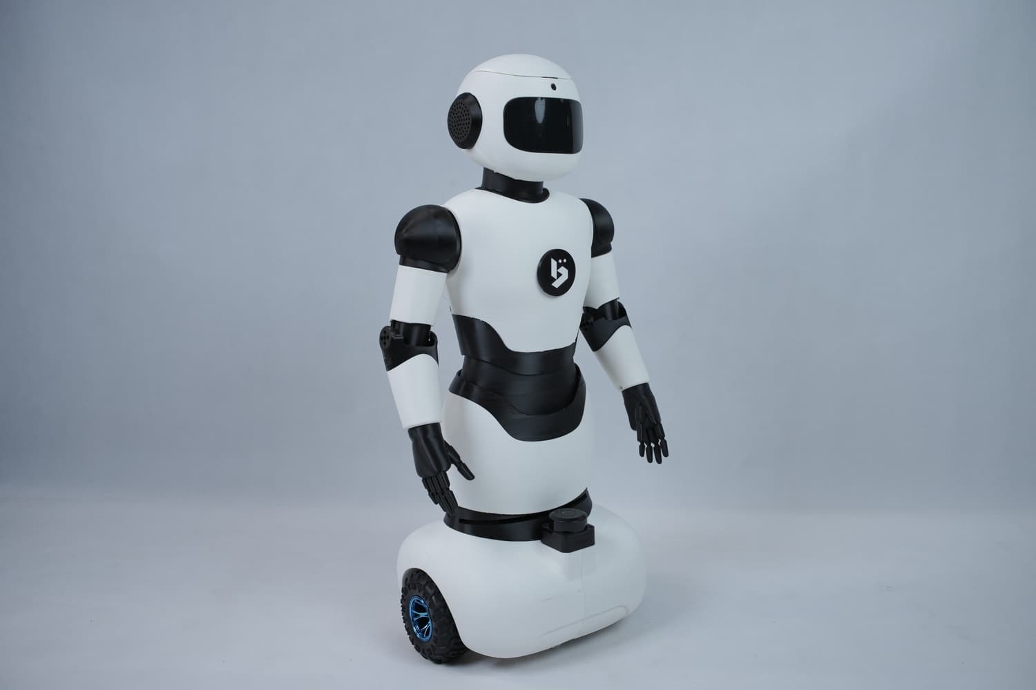 Full body right view